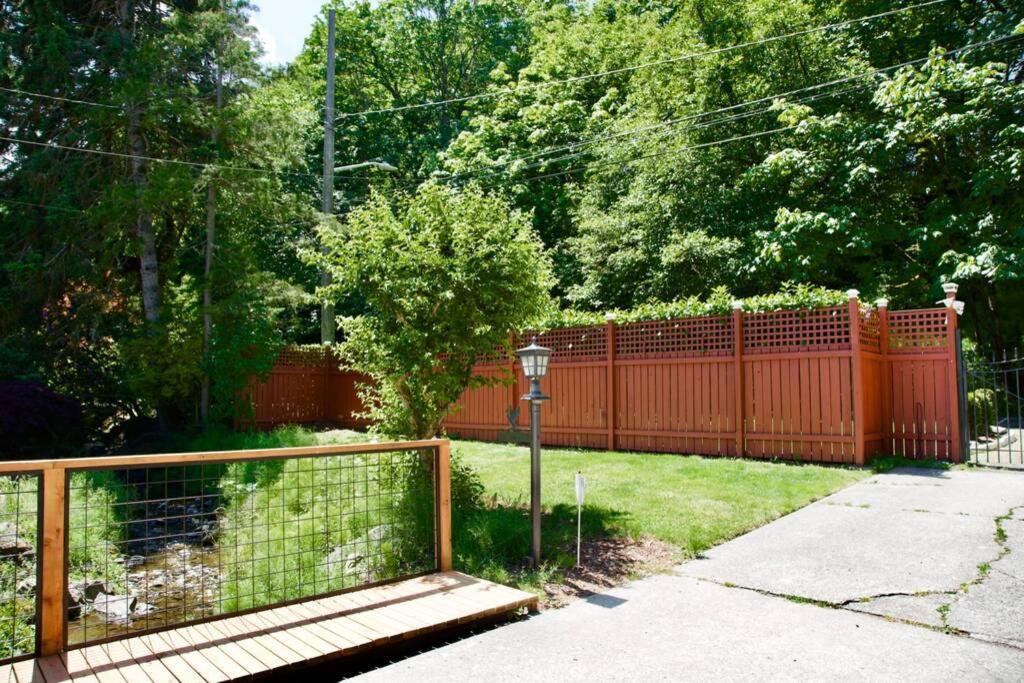 Private Seattle Getaway Home Near Lake Washington! Exterior photo